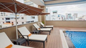 Mường Thanh Luxury Nha Trang - Hồ bơi