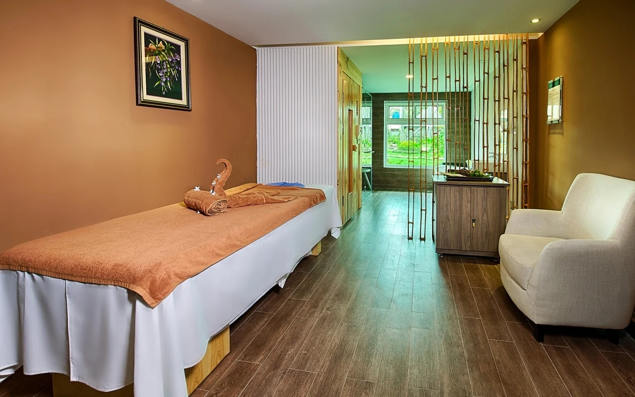 Muong-Thanh-Holiday-Mui-Ne-Spa-Massage Muong-Thanh-Holiday-Mui-Ne-Spa-Massage