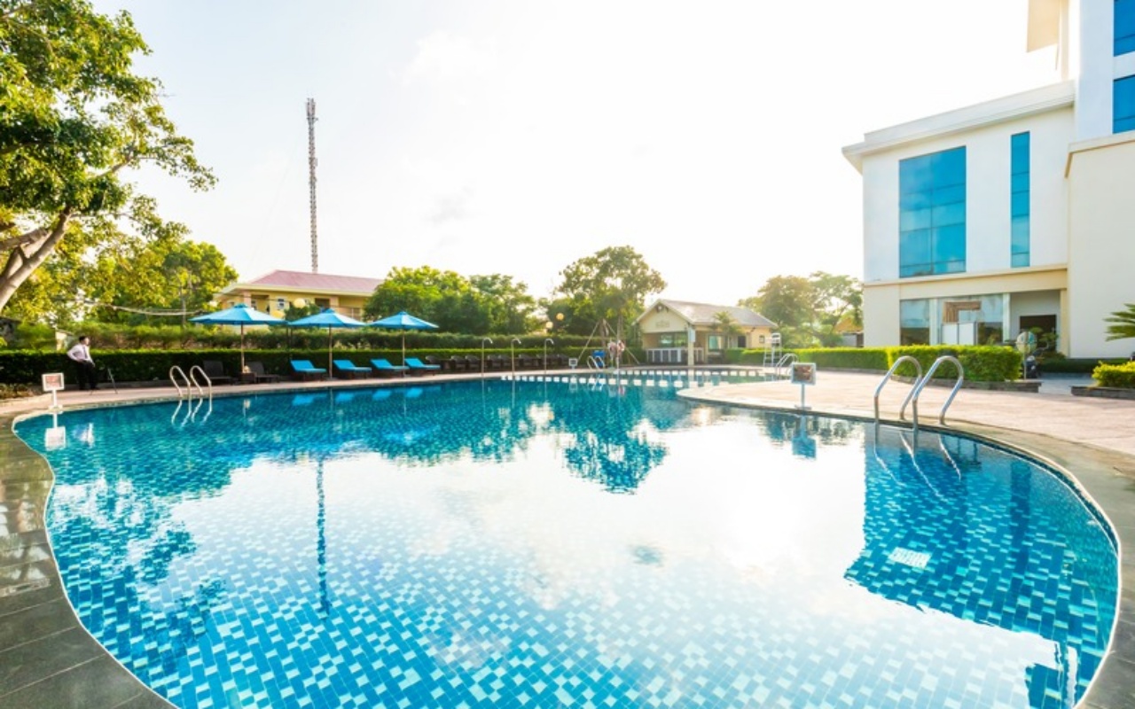 Mường Thanh Holiday Quảng Bình - Hồ bơi Mường Thanh Holiday Quảng Bình - Hồ bơi