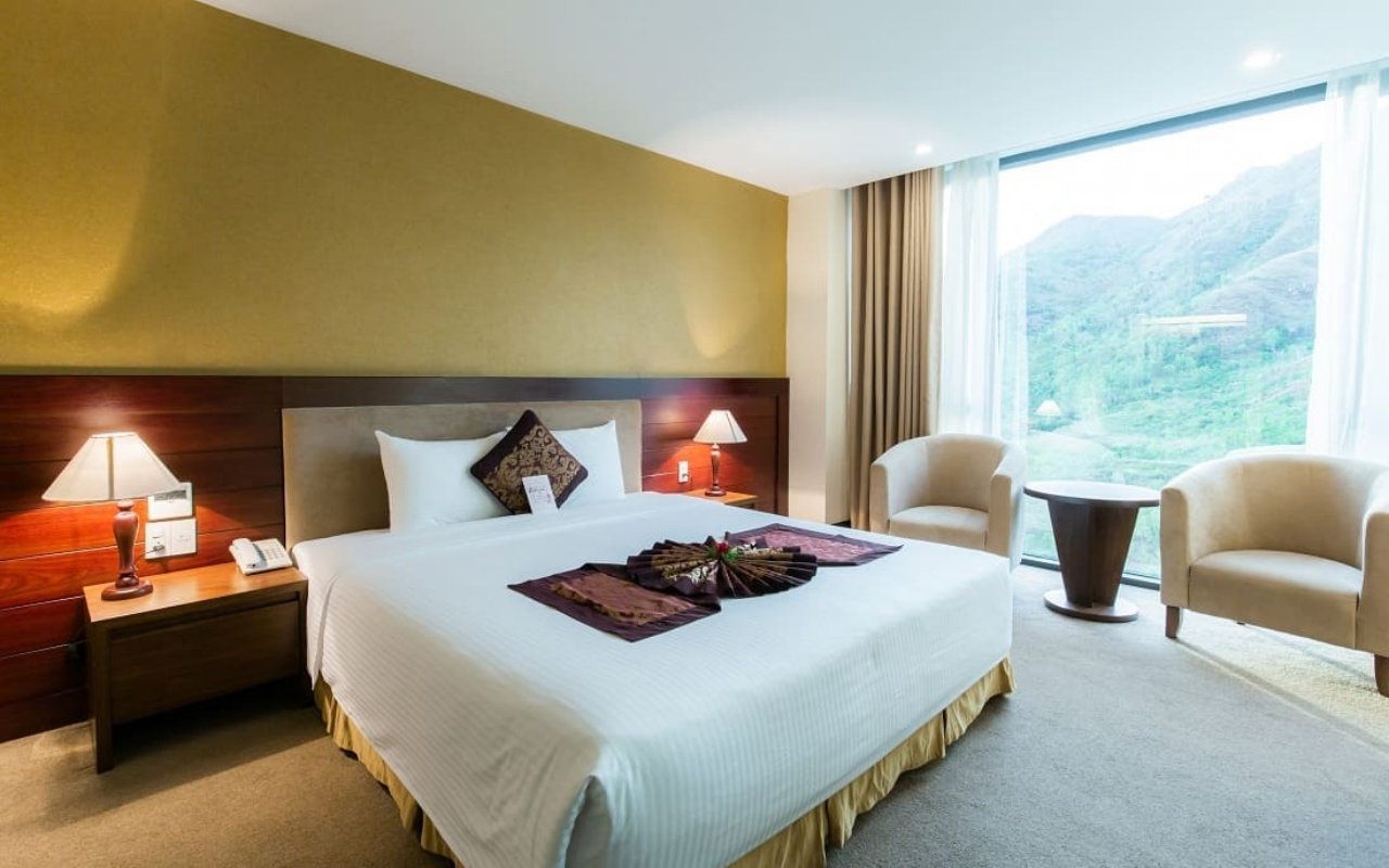 Khách sạn Mường Thanh Grand Nha Trang - Deluxe King Khách sạn Mường Thanh Grand Nha Trang - Deluxe King